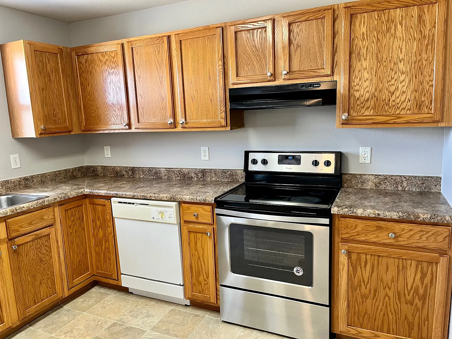 1619 RT Dunn Drive — Photo 4