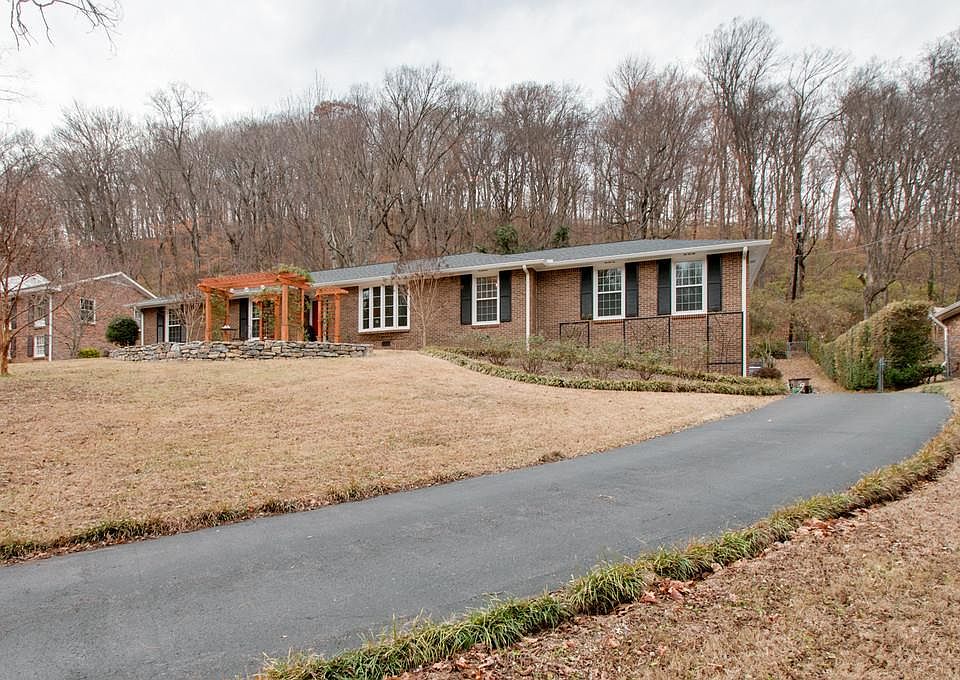 1st image of 763 Rodney Dr