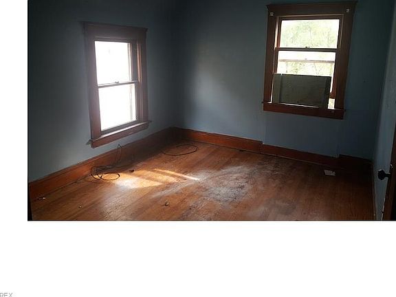 4th image of 4001 Henritze Ave