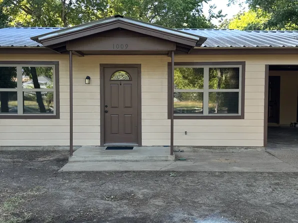 1009 W Oak St, Stephenville, TX 76401