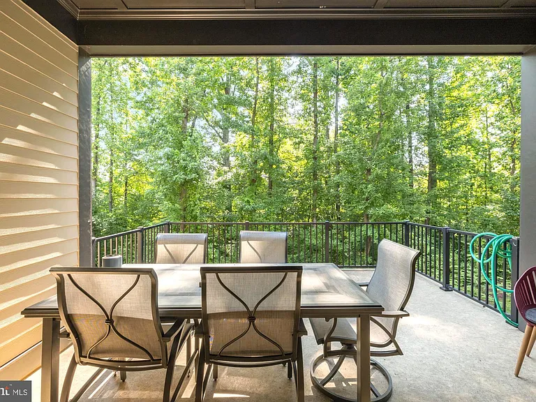 4505 Plateau Dr — Photo 36