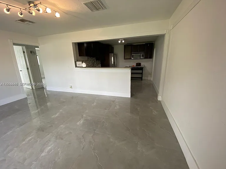 112 Ronald Rd — Photo 16