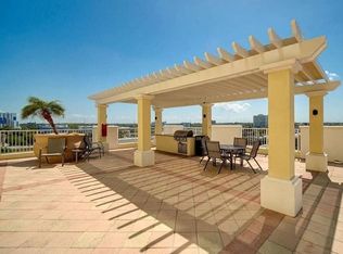 628 Cleveland St APT 805, Clearwater, FL 33755