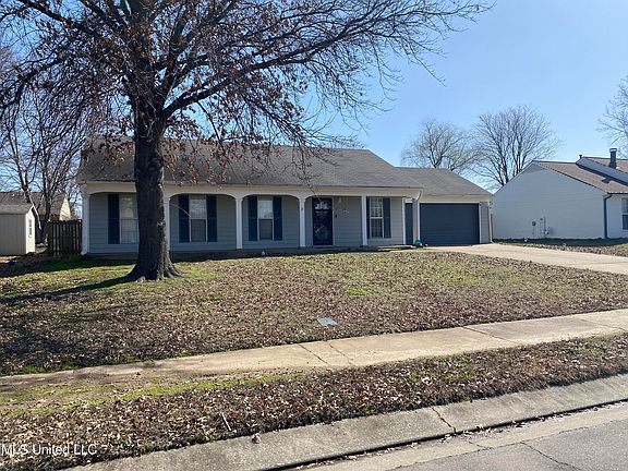 3rd image of 7090 Dunbarton Dr