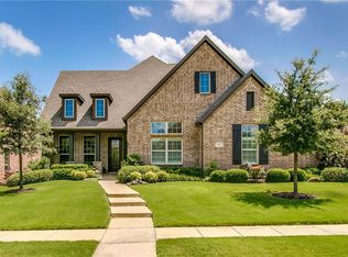616 Kimbro Ave, Lantana, TX 76226