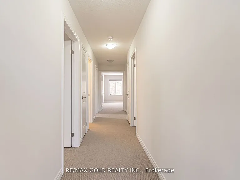 33 Gilham Way — Photo 28
