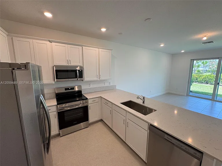 13664 Jubilee Ln — Photo 24