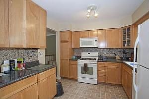 5th image of 5704 Westview Ln