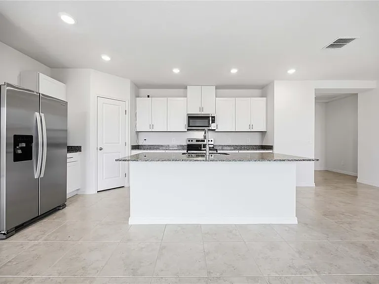 5009 Katrina Dr — Photo 34