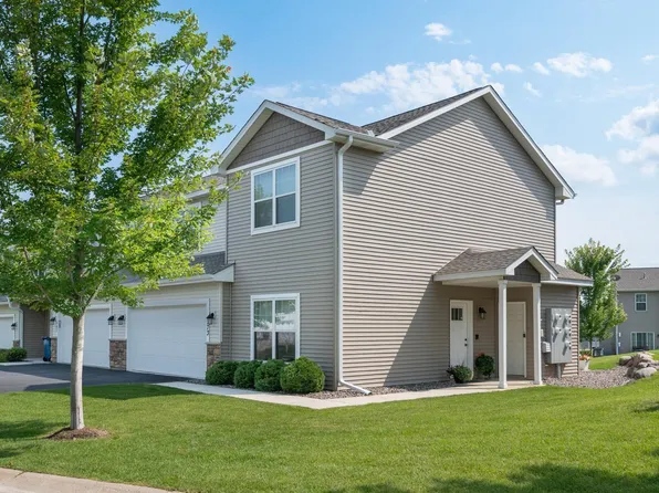 573 Ravencroft Rd, Waconia, MN 55387
