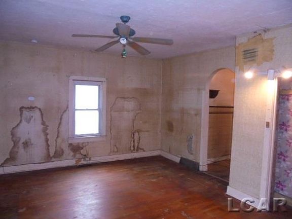 5th image of 310 E Siena Heights Dr
