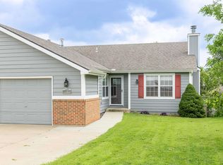 3715 Elizabeth Ct, Lawrence, KS 66049