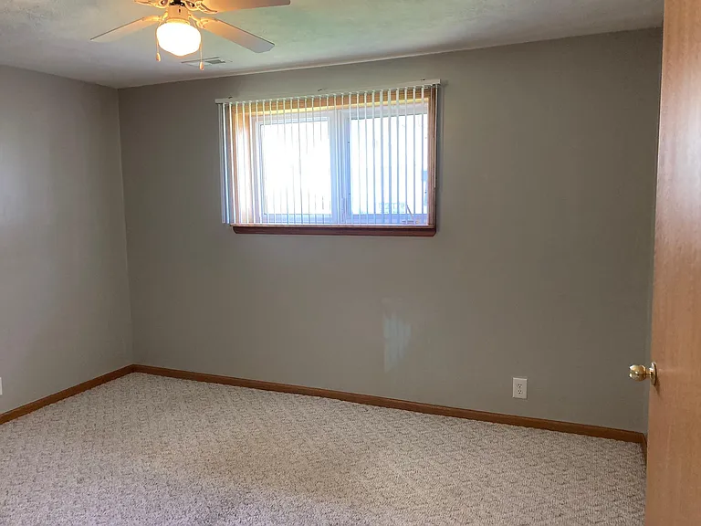 3040 S 35th Ave — Photo 29