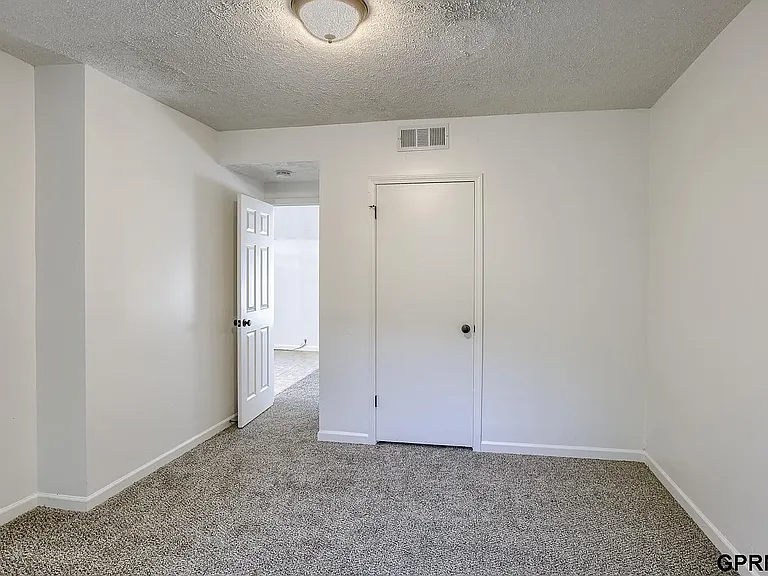 2450 S 20th St #2 — Photo 8
