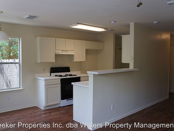 2nd image of 1009 Christopher Ave APT B