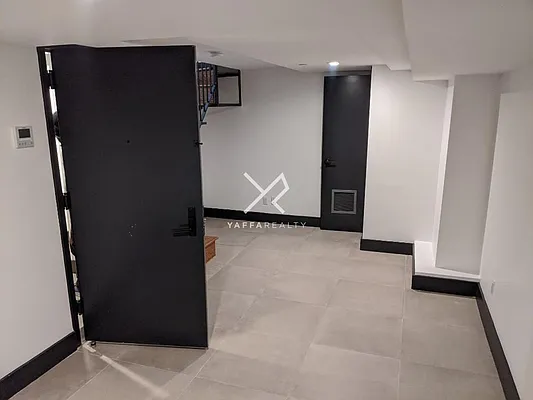 Rented by Yaffa Realty LLC | media 22