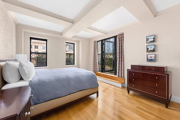 Rented by Compass | media 9