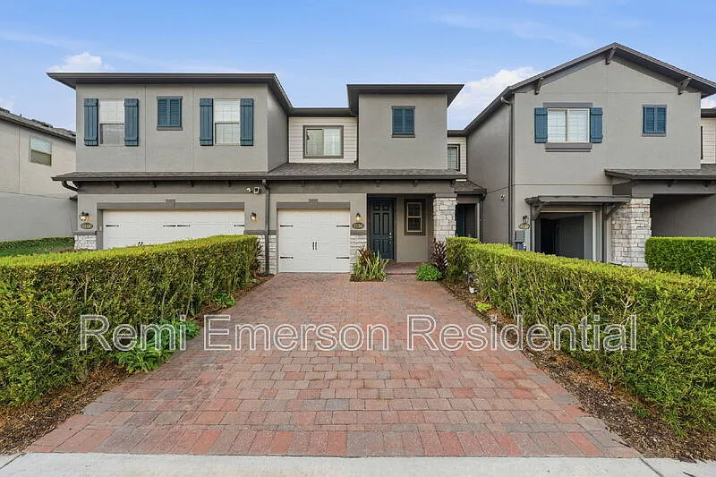 3 bed, 2.5 bath, 1842 sqft, $2,495 — Photo 1