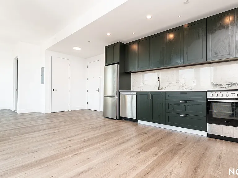 322 Grand Concourse #602 — Photo 1