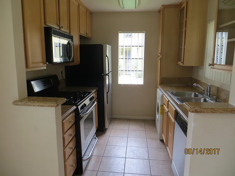 10635 Dabney Dr #61 — Photo 2