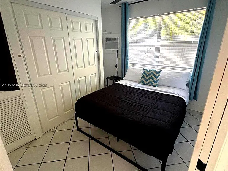 3210 Canal Dr #7 — Photo 6