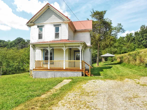 121 Brady Rd, Scenery Hill, PA 15360