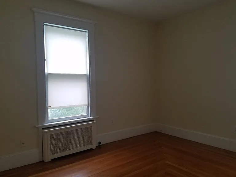 54 Hubinger St — Photo 5