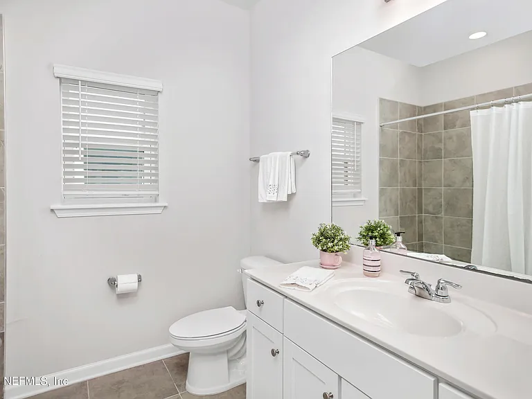179 Horsetail Ct — Photo 44