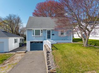 43 Longview St, New London, CT 06320