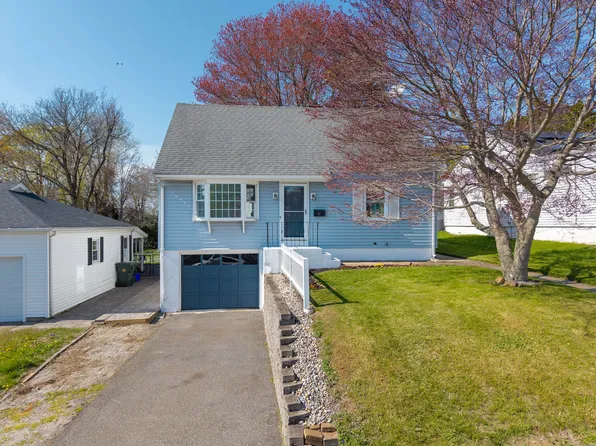 43 Longview Street, New London, CT 06320