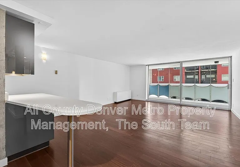 1155 Ash St #304 — Photo 12