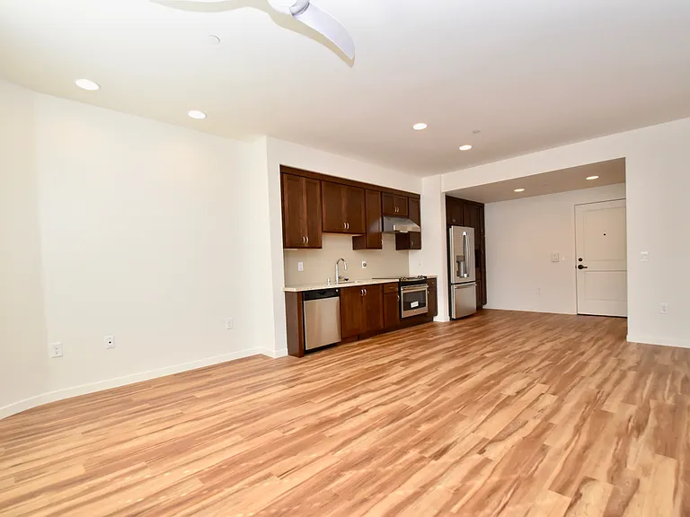 107 G St #208 — Photo 3