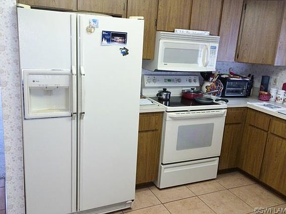5th image of 132 Marseille Dr
