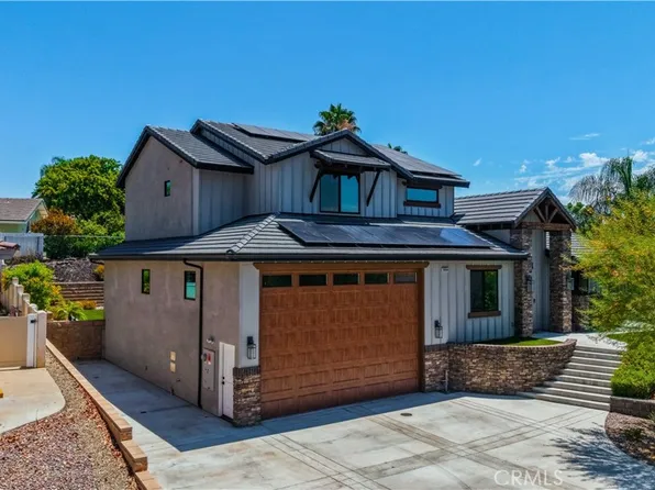 29800 Redwood Dr, Canyon Lake, CA 92587