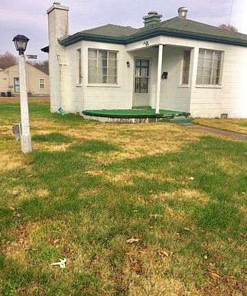 3rd image of 74 Holland Ave