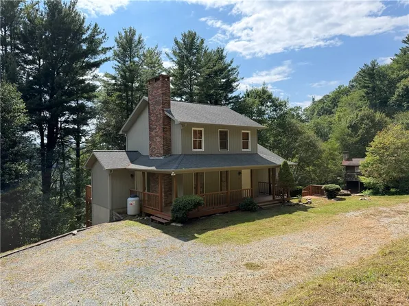 240 Hiview Drive, Blowing Rock, NC 25615