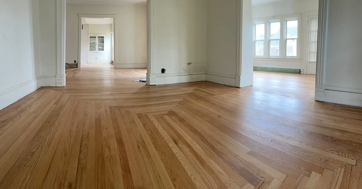 5 bed, 3700 sqft, $3,750 — Photo 3