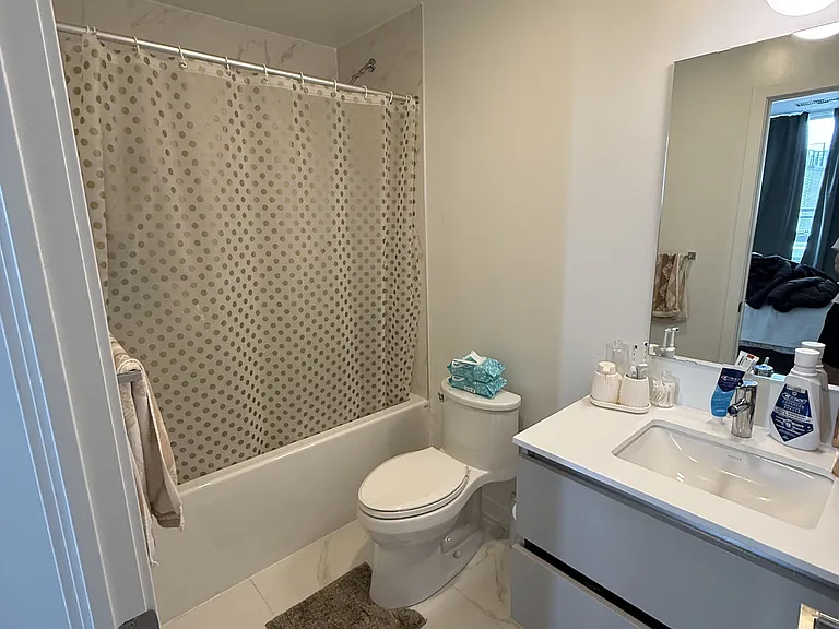 405 Dundas St W #311 — Photo 20