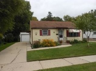 1215 N Wirtz Ave, Green Bay, WI 54304