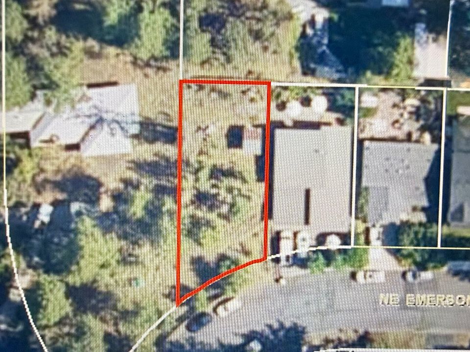 1st image of 914 NE Emerson Ave