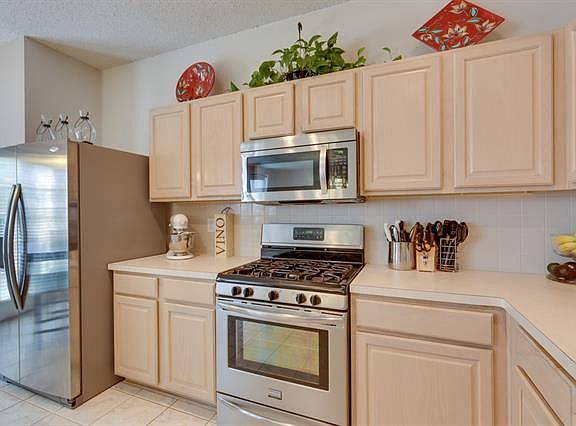 5th image of 7511 Marsland Ln