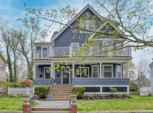 49 Clifford St UNIT 49, Melrose, MA 02176