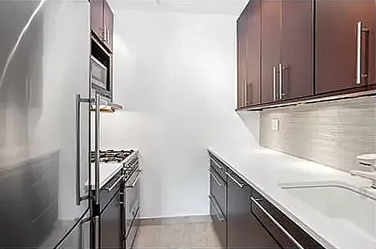 233 E 86th St #15A — Photo 3