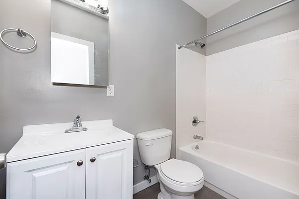 Rented by Bold New York | media 14