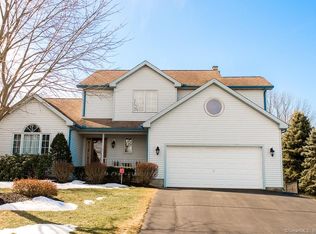 2 Whiffle Tree Rd, Wallingford, CT 06492