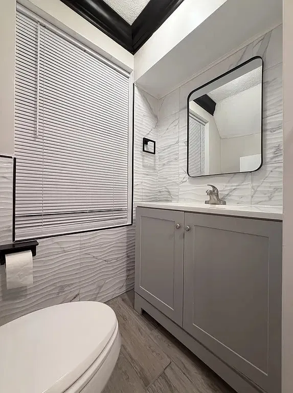 2 bed, 700 sqft, $2,200 — Photo 4