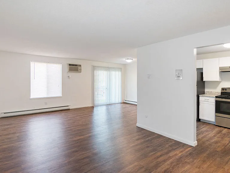 South Winds Apartments — Photo 48