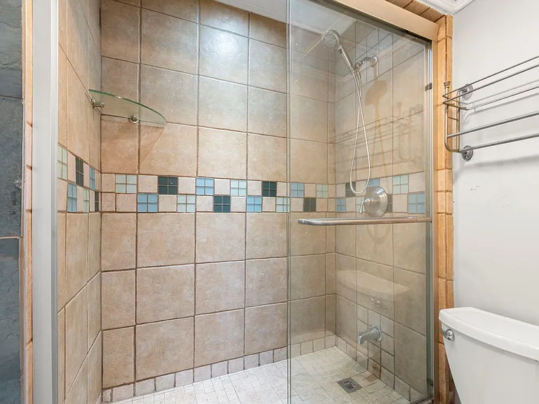 2750 Holly Hall St #901 — Photo 29