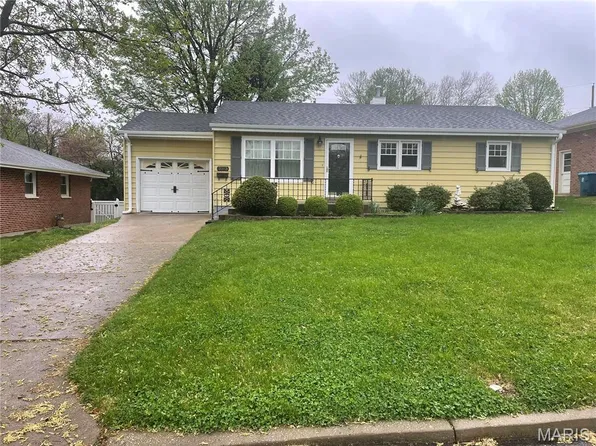 2513 Sibley St, Saint Charles, MO 63301