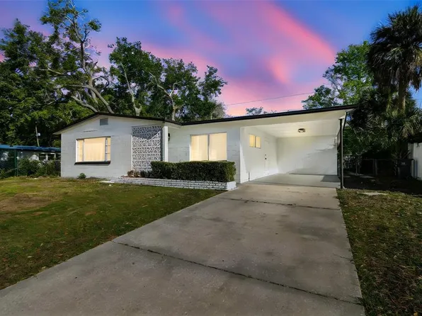 8003 W POWHATAN AVENUE, TAMPA, FL 33615